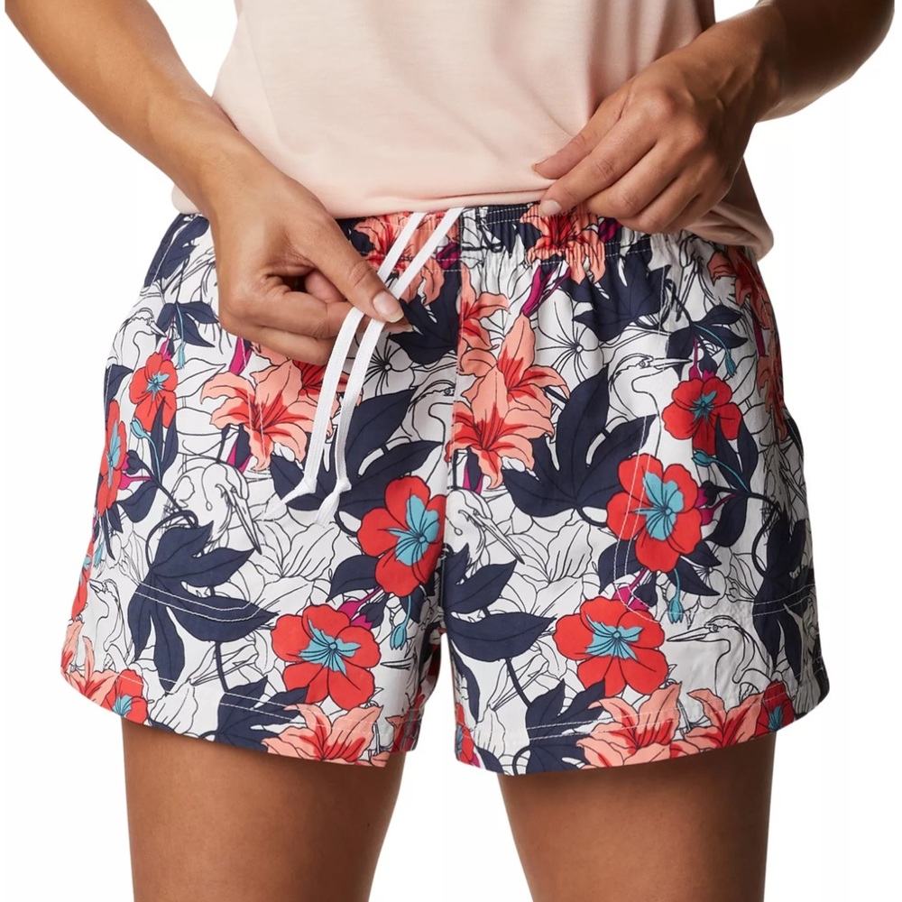 Columbia Women's Sandy River II Printed Shorts White Floral